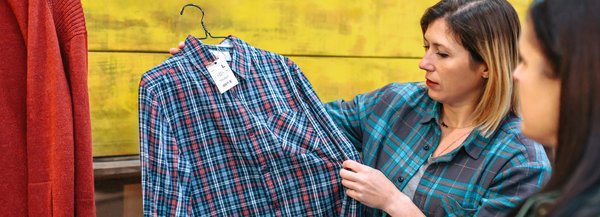 Chemise personnalisée : comment porter correctement le vêtement ?